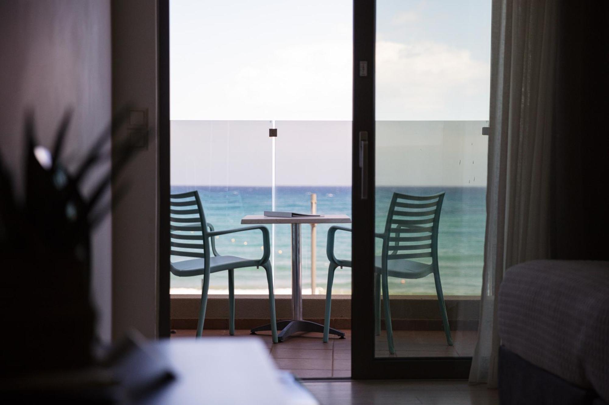 Steris Elegant Beach Hotel & Apartments レティムノ エクステリア 写真